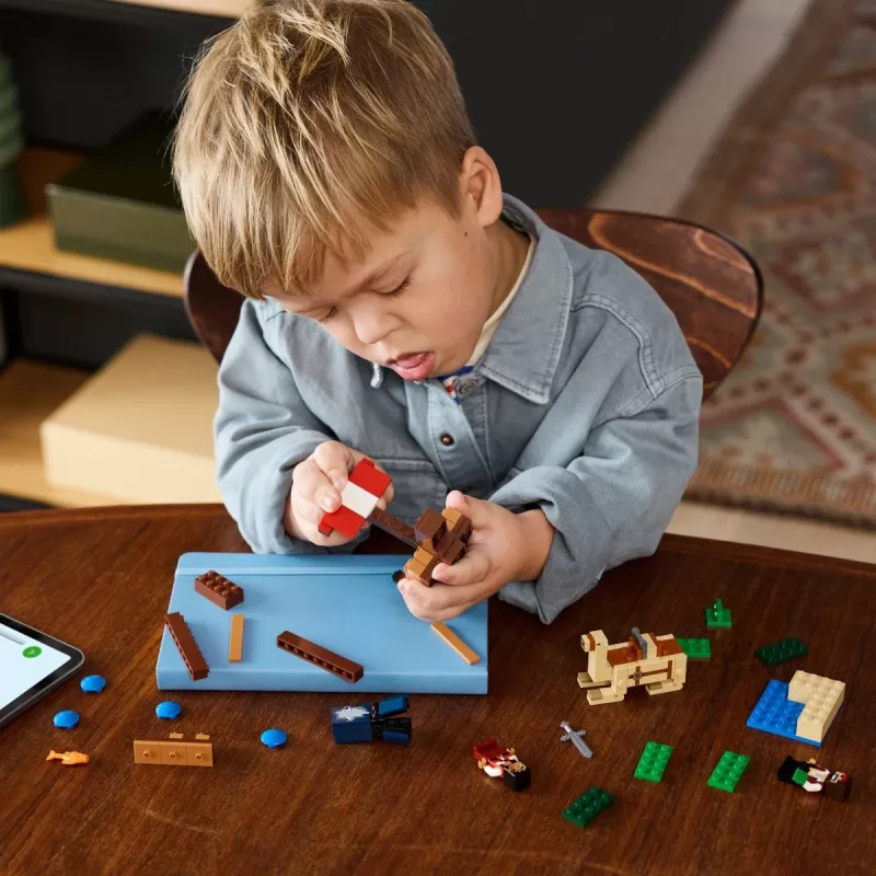 LEGO MINECRAFT 21259 El viaje del barco pirata