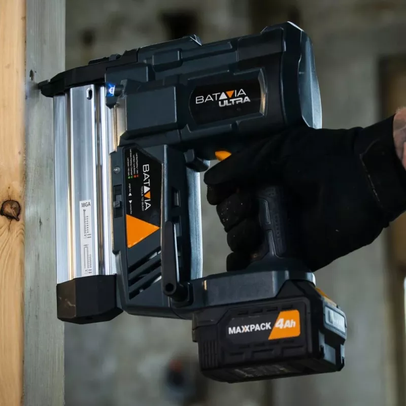 Batavia B.V. | Grapadora combinada 18V - Sin batería ni cargador
