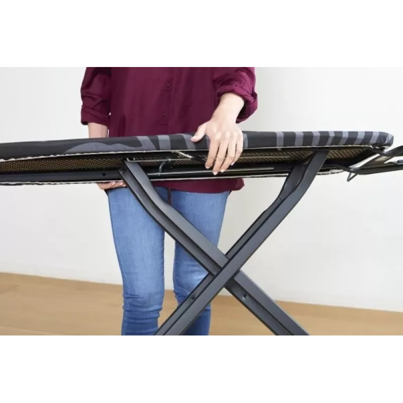 Tabla de planchar de tamaño completo Taurus 994178000 – 410 x 1250 mm, altura ajustable hasta 930 mm, funda de algodón, negra