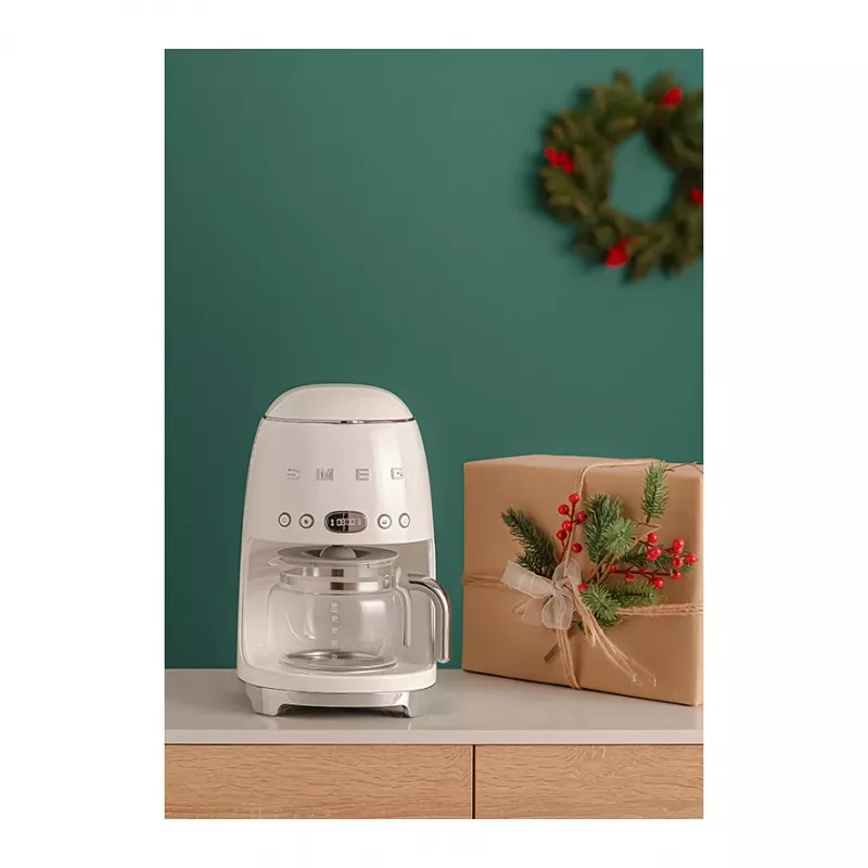 Cafetera Smeg 50's Style DCF02CREU 1,25 litros crema