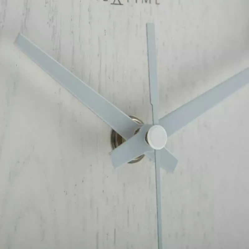 Reloj de pared NeXtime 5192wi Wood Wood Small 22x20 cm, blanco
