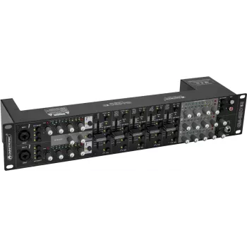 Mesa de mezclas Omnitronic EM-650B MK2 6 canales USB — Omnitronic EM-650B MK2
