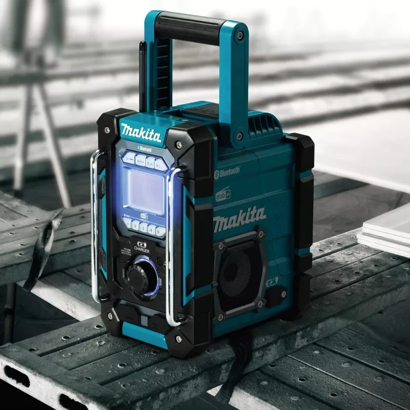 Radio portátil Makita DMR301 — DAB/DAB+/FM/AM, USB-A, 18V Li-Ion, resistente a salpicaduras