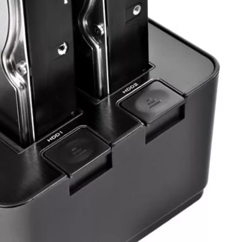 Base de acoplamiento Thermaltake 2.5/3.5 SATA USB 3.2 Gen 1 BlacX Duet 5G
