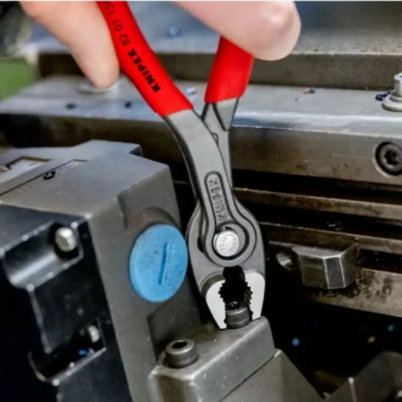 Alicate Knipex 82 01 150 — 150 mm de longitud, modelo 82 01 150