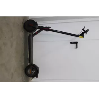 LIQUIDACIÓN. Xiaomi Electric Scooter 4 EU | LIQUIDACIÓN. LIQUIDACIÓN. Xiaomi Electric Scooter 4 EU | 300 W | 25 km/h | 10