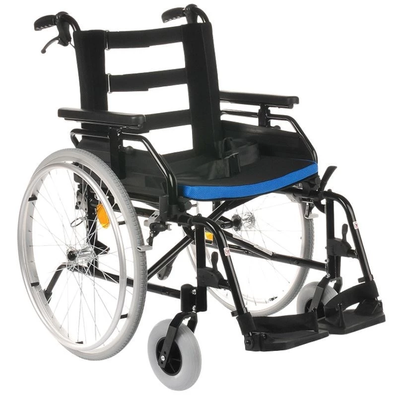 Silla de ruedas plegable MDH Cameleon 18' — silla de movilidad compacta y portátil