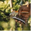 Fiskars 1057168 Plus Metal tijeras de jardín bypass (1057168)