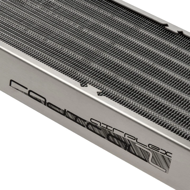 Bloque refrigerador Aqua-Computer 33705 — aluminio/cobre/acero inoxidable, 320×140×40 mm, gris/plata