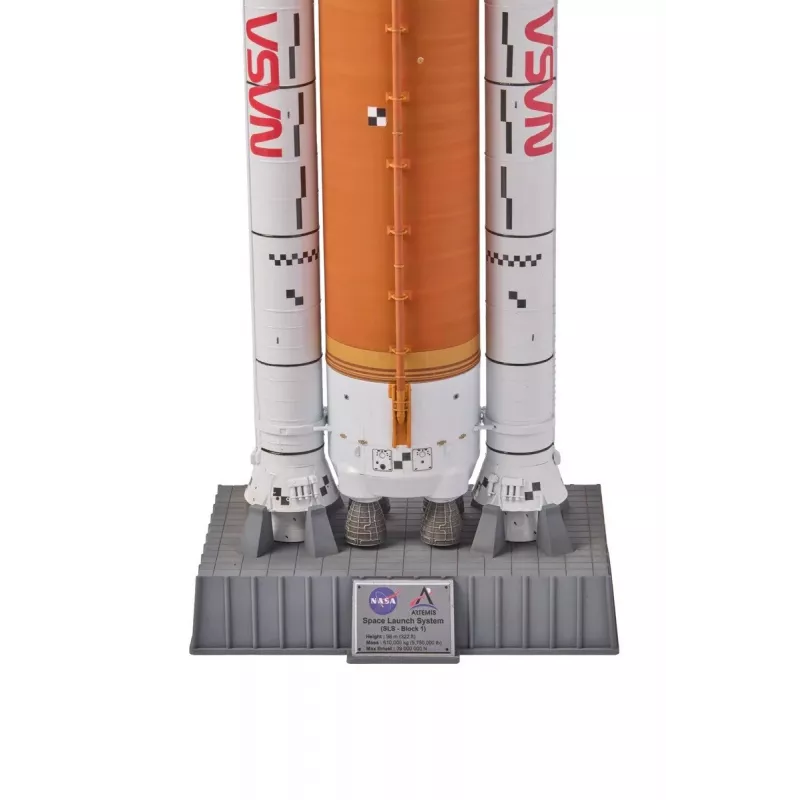 Maqueta de plástico Artemis Space Launch System