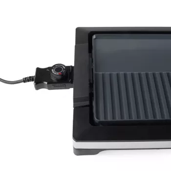 Pancha eléctrica Petra PT6244VDE 2 en 1 con recubrimiento antiadherente y control de temperatura regulable