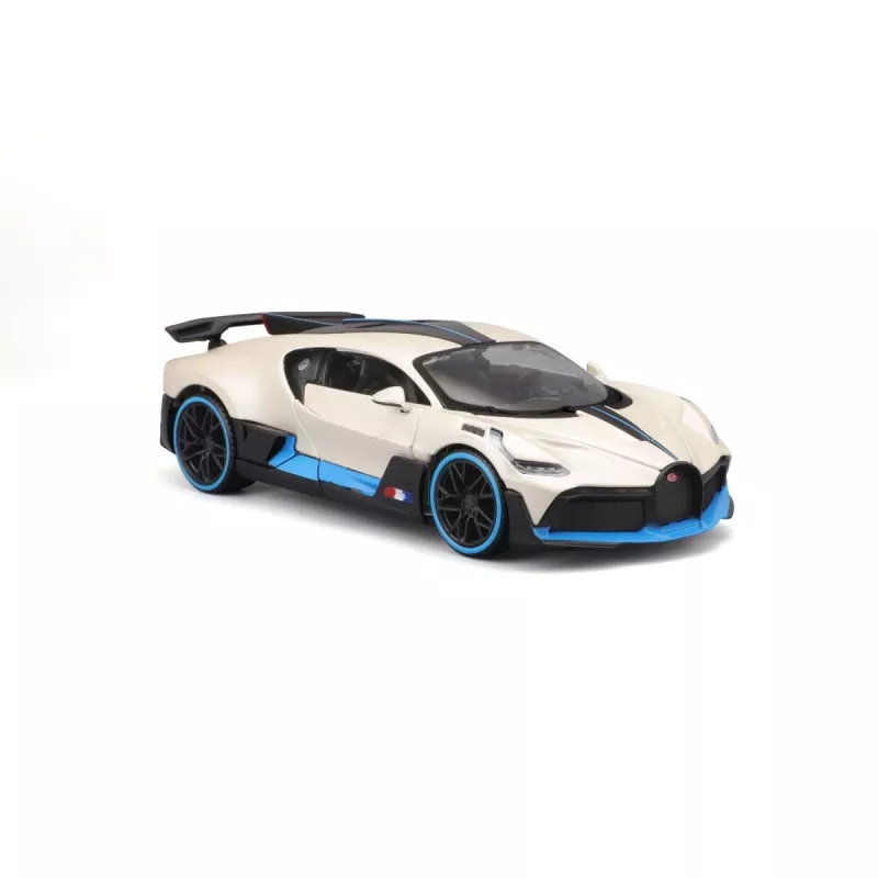 Modelo composite Bugatti Divo 1/24 blanco