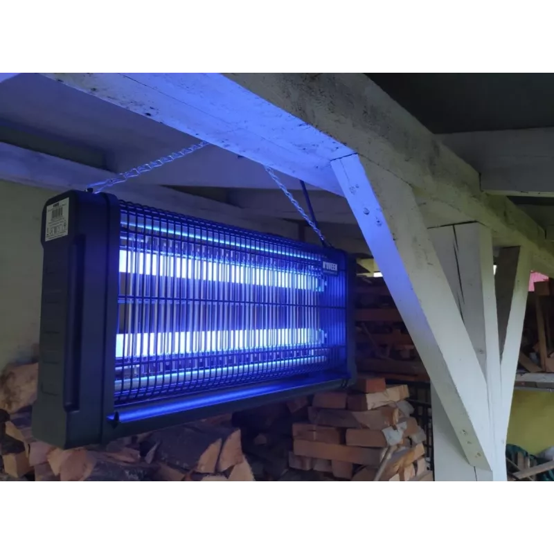 Lámpara insecticida NOVEEN IKN30 negra – luz UV, energéticamente eficiente, control de plagas en interiores