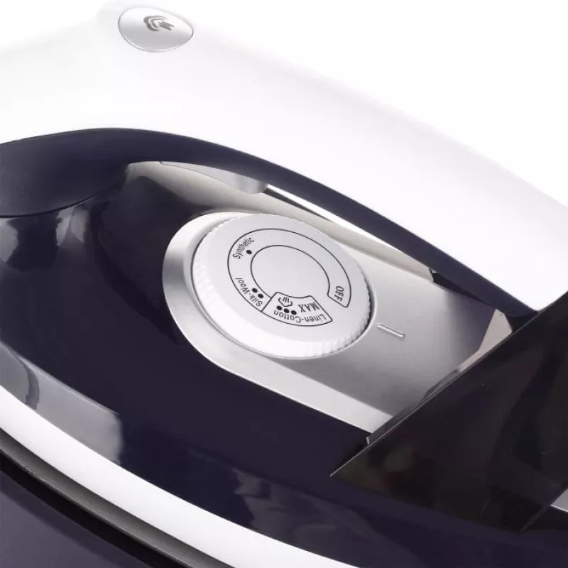 Emerio SG-123562 Centro de planchado a vapor, 2200 W