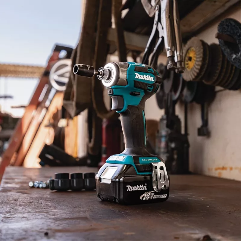 Makita DTD173Z atornillador de impacto a batería 3600 rpm negro, azul