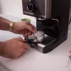 Espressomaschine Schwarz & Decker BXCO1200E — 1200 W, 15 bar, 1,2 L depósito de agua, 2 tazas, espumador de leche integrado, para la encimera, plateado