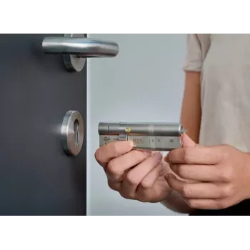 NUKI Smart Lock ULTRA Cerradura inteligente