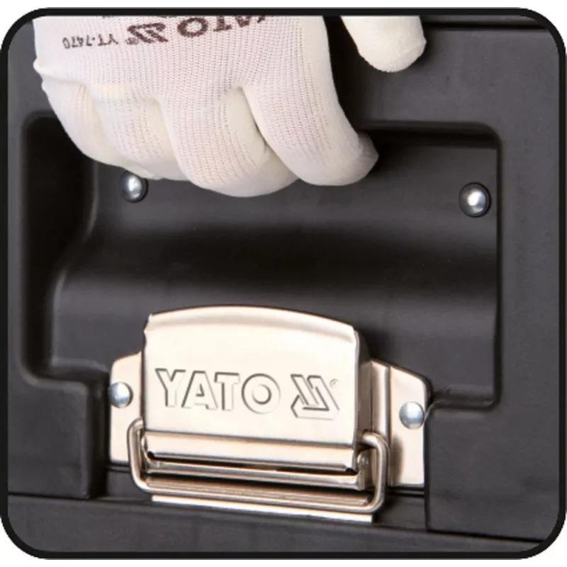 Caja de herramientas YATO YT-09107 metal 495x252x180 mm, negro/rojo, 6 kg, 2 compartimentos, con cierre