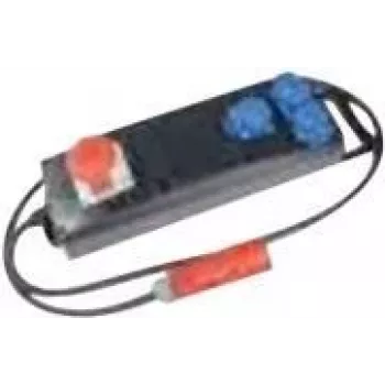 Regleta Bachmann 349.184 — entrada 400V conector CEE, 3 salidas, cable de 2,0 m