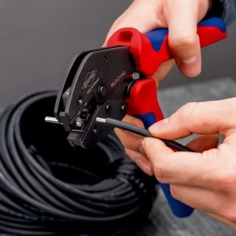 Herramienta de crimpar Knipex 97 33 03 MultiCrimp para conectores fotovoltaicos MC4 y MC4 EVO2
