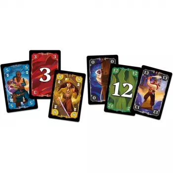 Skull Queen, Juego de cartas