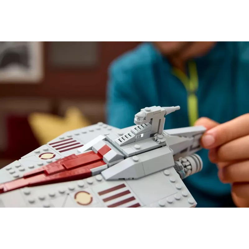 LEGO Star Wars Set nave de asalto clase Acclamator 75404 — Set de construcción, 450 piezas, modelo de exposición 130×150×230 mm