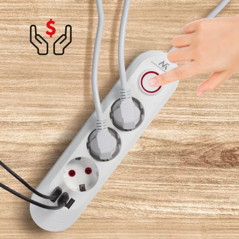 Regleta de enchufes MACLEAN MCE394W — 3 enchufes, 3×USB 2,1A, 110–240V AC, 2500W, cable de 1,5 m, blanca
