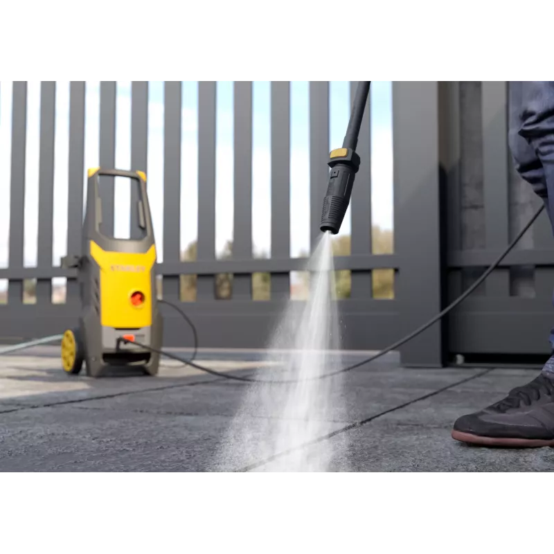 STANLEY SXPW14PE hidrolimpiadora con limpiador de terrazas (1400 W, 110 bar, 390 l/h) | Stanley 1400 W | 110 bar | 390 l/h