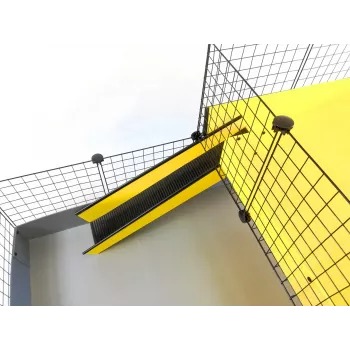 Jaula modular C&C de un piso 4x2 + altillo 2x1 + rampa negra