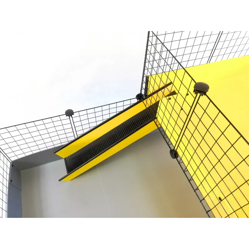 Jaula modular C&C de un piso 4x2 + altillo 2x1 + rampa negra