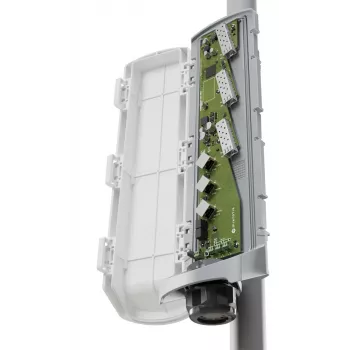 Switch de red MikroTik CSS606-1G-2Gi-3S+OUT switch de 6 puertos con uplinks 1G y 10G SFP+