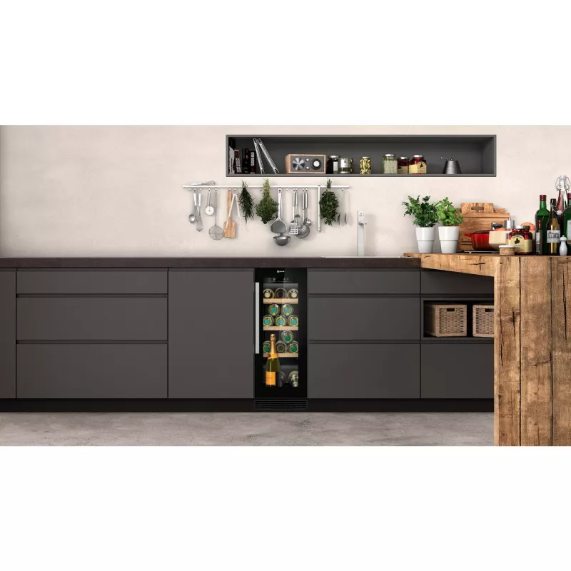 Neff KU9202HF0 vinoteca integrable negra 21 botellas