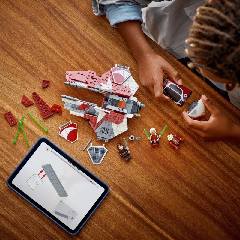 LEGO STAR WARS 75401 Caza estelar Jedi de Ahsoka