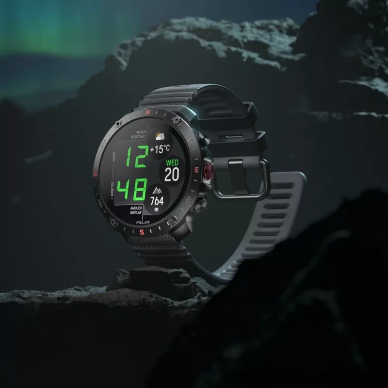 Reloj inteligente deportivo Polar Grit X2 Pro HR 3,53 cm (1,39") pantalla táctil AMOLED 454 x 454, 32 GB, GPS, talla de correa S-L, negro (900110286)