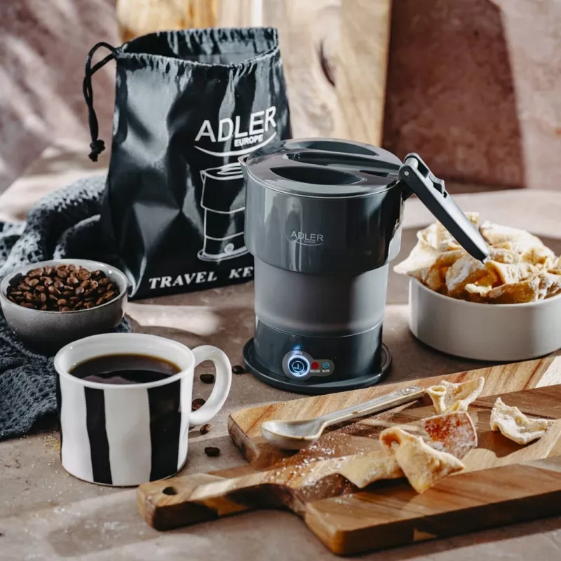 Hervidor de agua eléctrico Adler AD 1377G, capacidad 0,6 L, 600 W, gris, plástico/silicona/acero inoxidable