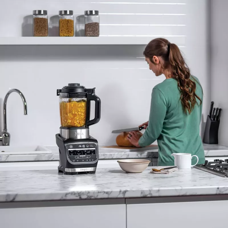 Preparador de sopas y batidora SharkNinja HB150EU - jarra calefactada de 1,7 L