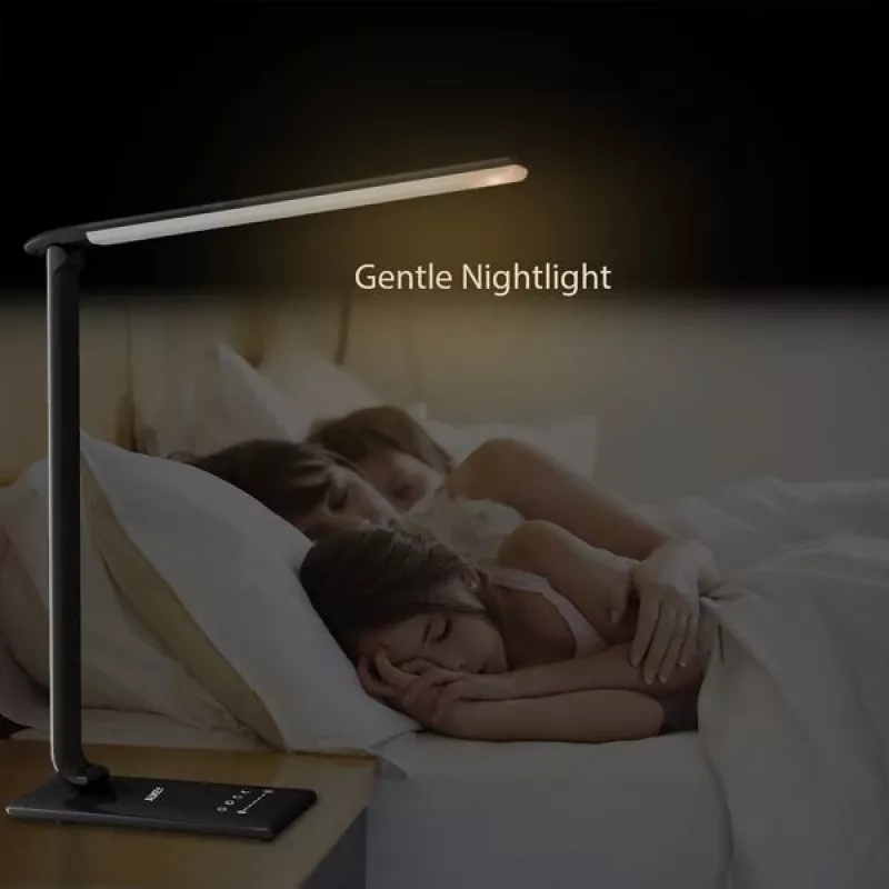Lámpara de escritorio LED Aukey LT-T10 12W 3000–6500K — temperatura de color ajustable, negra