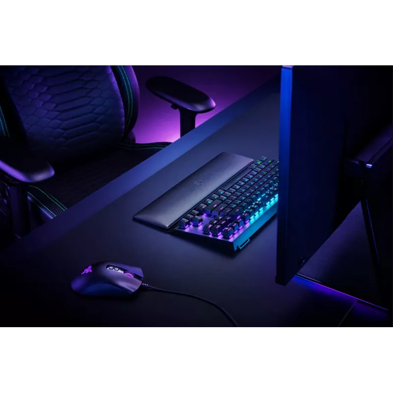 Reposamuñecas Razer RC21-01710100-R3M1 — piel sintética, espuma viscoelástica, 356 mm × 8,9 mm, negro