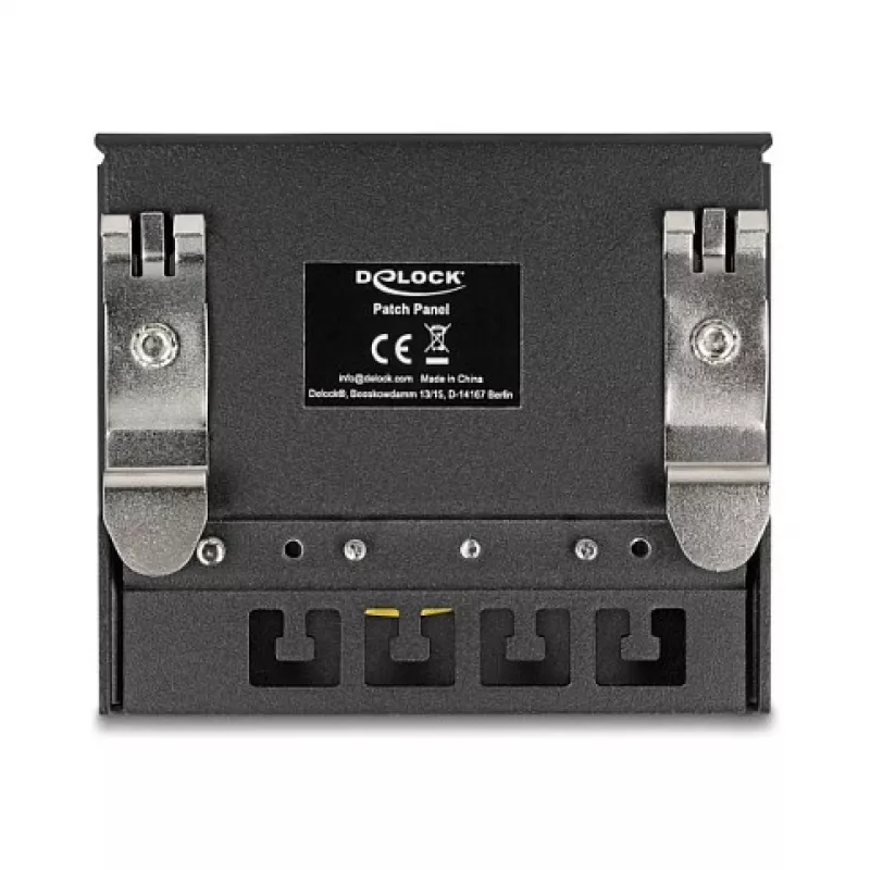 Patch panel DELOCK mini sobremesa RJ45 4 puertos Cat.6A apantallado negro, metal, 90×22×93 mm
