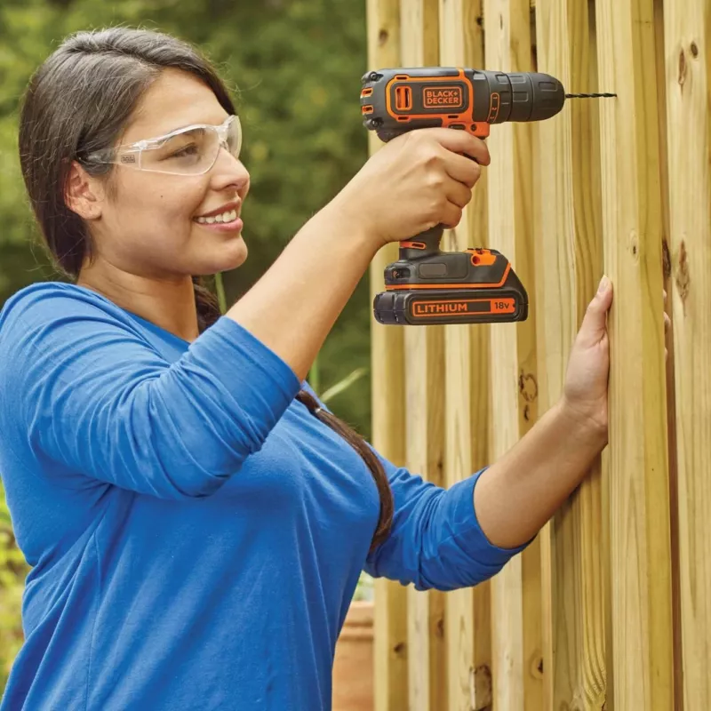 Black & Decker BDCDC18KB-QW, taladro con empuñadura de pistola, 1 cm, 2,5 cm, 1 cm, 650 rpm, 30 N·m