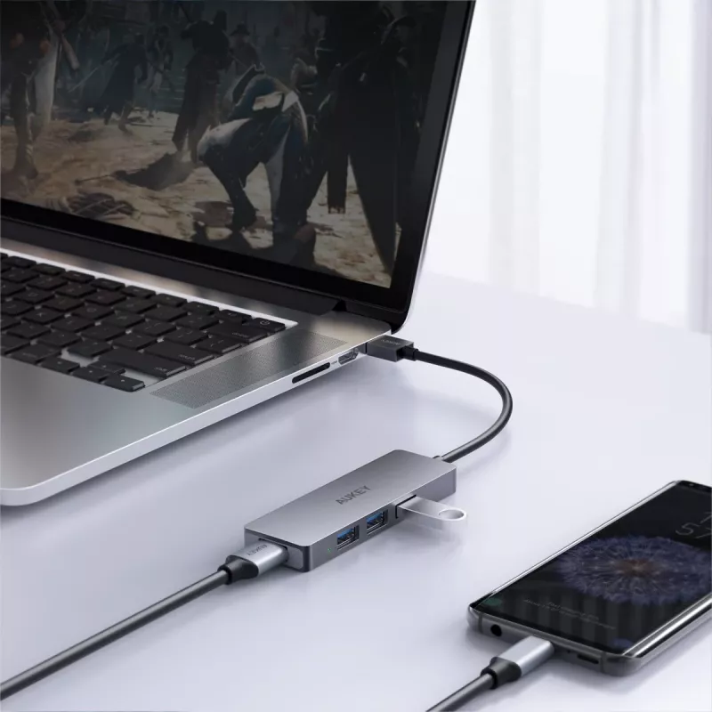 Hub USB Aukey CB-H36 — 4 puertos USB 3.2 Gen 1 Type-A, host USB 2.0, 5000 Mbit/s, aluminio plata
