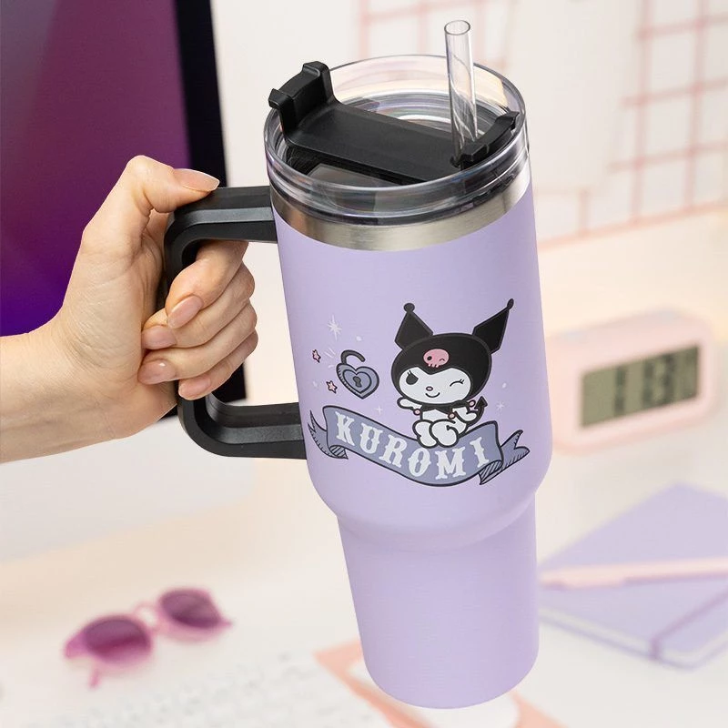 Vaso isotérmico Paladone Hello Kitty Kuromi 900 ml con pajita
