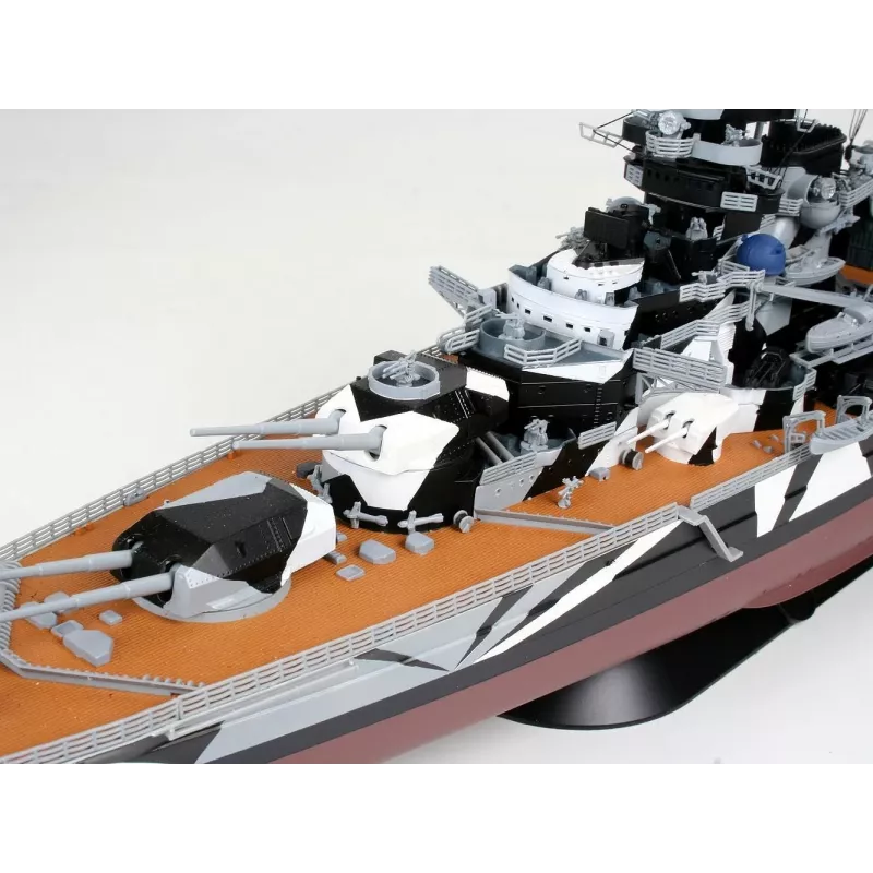 Maqueta de barco de plástico REVELL Tirpitz escala 1:350