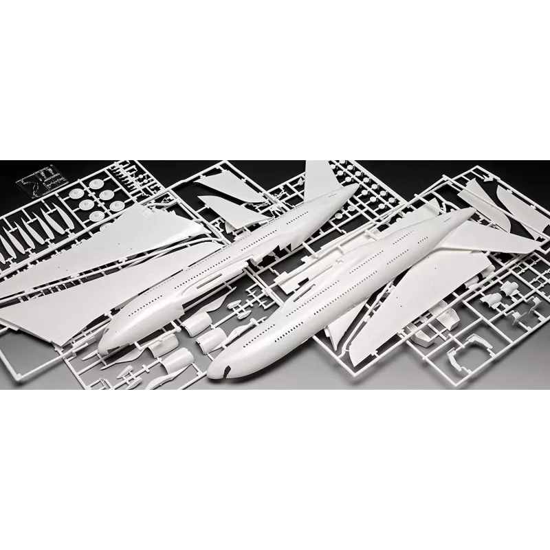 Maqueta montada Revell Airbus A380-800 Lufthansa New Livery