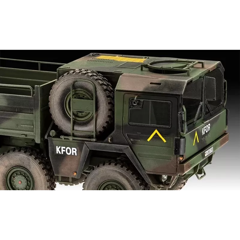 Maqueta de plástico REVELL Man 10T Milgl 8x8 camión escala 1/35
