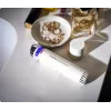 Therabody TheraFace Depuffing Wand dispositivo de cuidado facial con tratamiento frío y calor, blanco