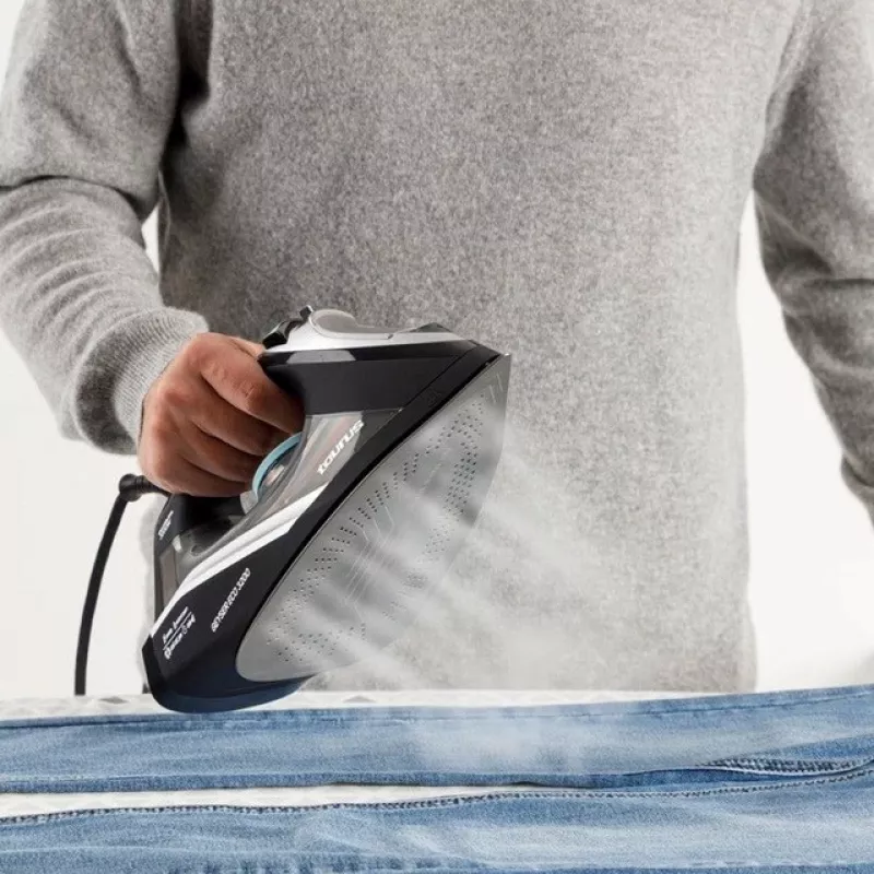 Plancha seca y de vapor Taurus Geyser Eco 3200 W, golpe de vapor 220 g/min, suela anodizada, negra