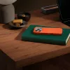 Funda Apple Beats iPhone 17 Pro Rugged Case MagSafe Camera Control naranja