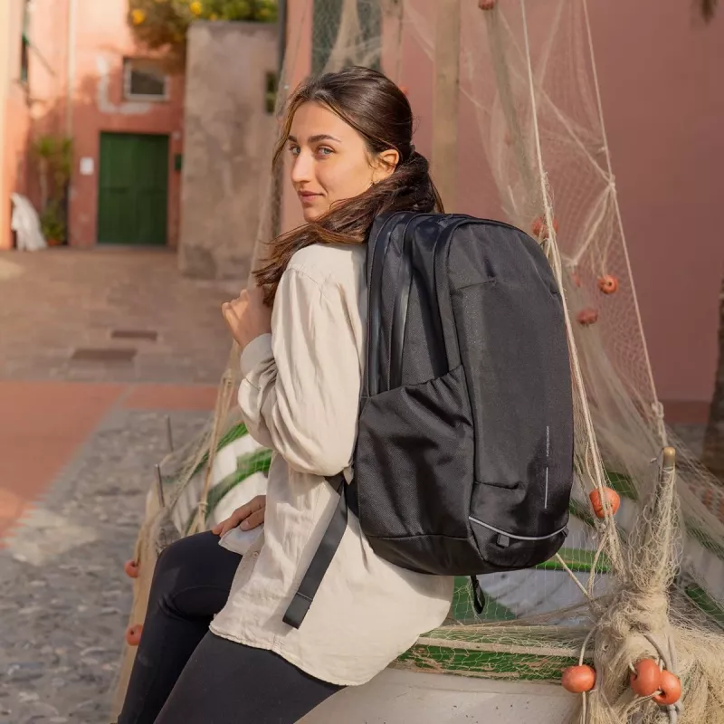 Mochila de viaje XD-Design Bobby Explore negra 200x520x330mm PET