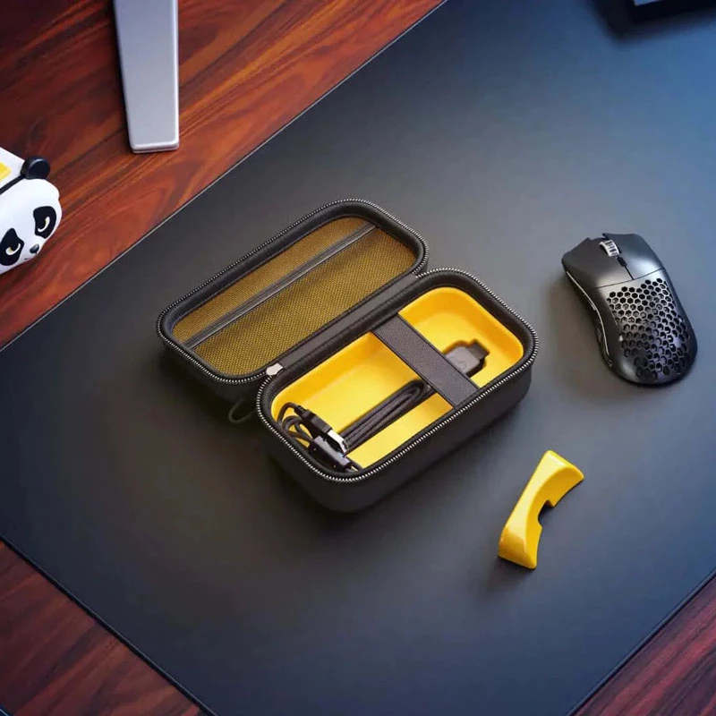Funda para ratón Glorious - negra (GLO-ACC-MCASE-B)